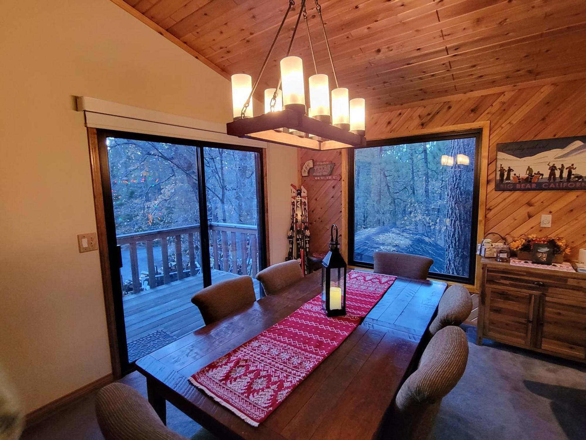 Four Seasons Getaway-Private Hot Spa With Pine Tree Views-Walk To Village And Pineknot Trailhead-Plus King Bed! Big Bear Lake Exterior foto